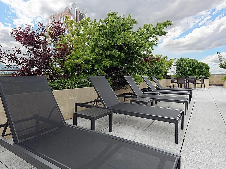 1365 York Ave #24J — Photo 11
