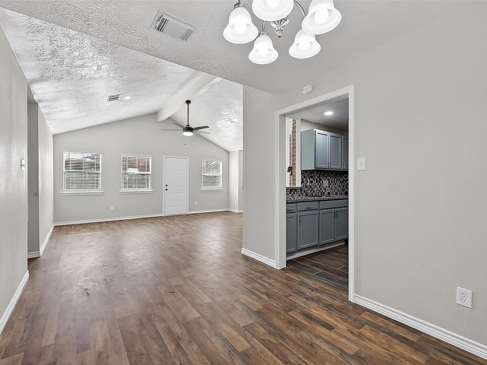 1st image of 16613 Gold Ridge Ln