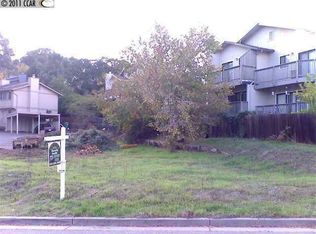 2109 Overlook Dr, Walnut Creek, CA 94597