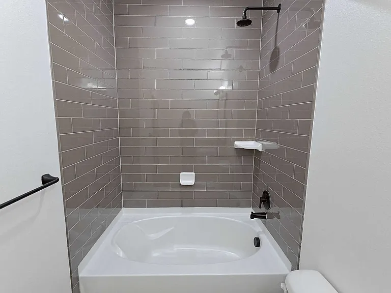 The Parian Luxury Apartments — Photo 50