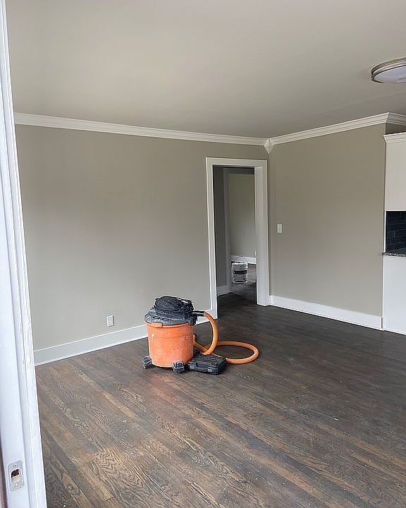 1st image of 94 Lyle Ln