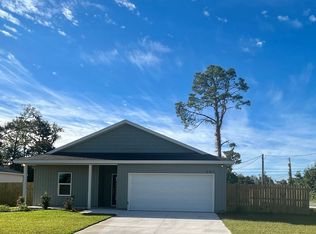 301 E 13th St, Lynn Haven, FL 32444