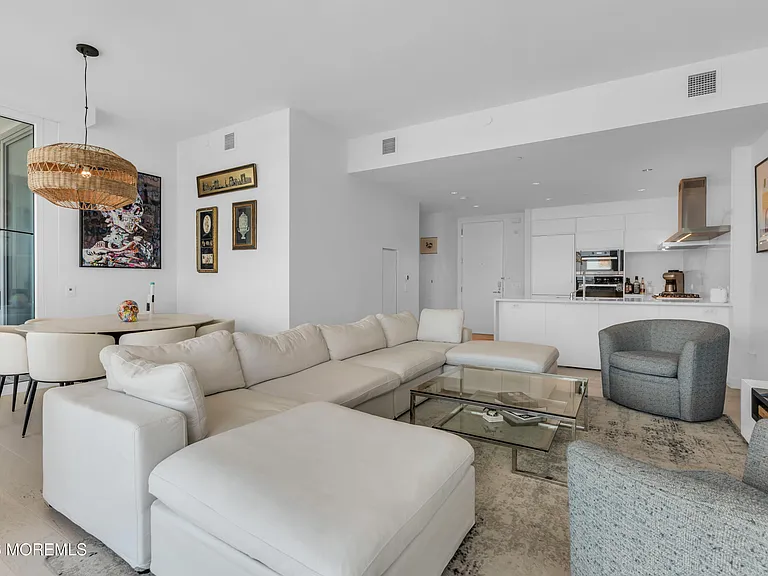 1101 Ocean Ave #1510 — Photo 27