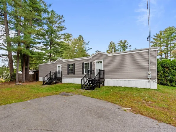 20 Spruce Terrace, Derry, NH 03038