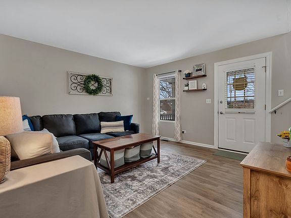 4th image of 4115 Rivertowne Dr