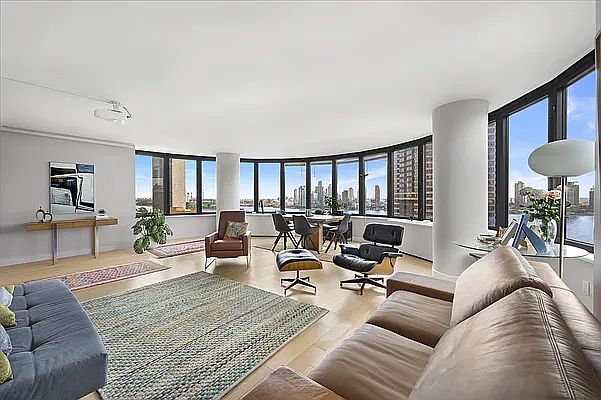 1st image of 330 E 38th St APT 19N
