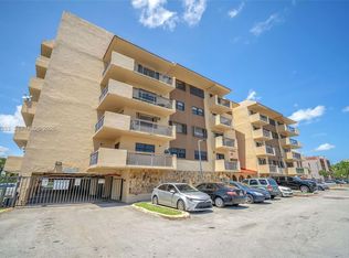 5249 NW 7th St APT 416, Miami, FL 33126