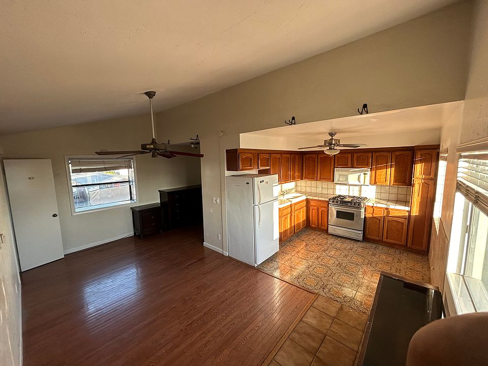 1st image of 3259 Apache Ave #D