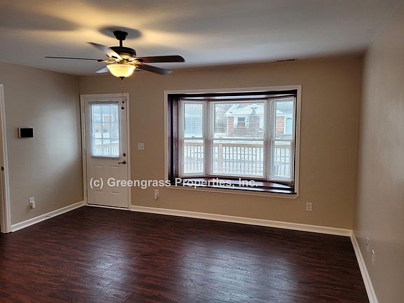 Living Room And Bay Window