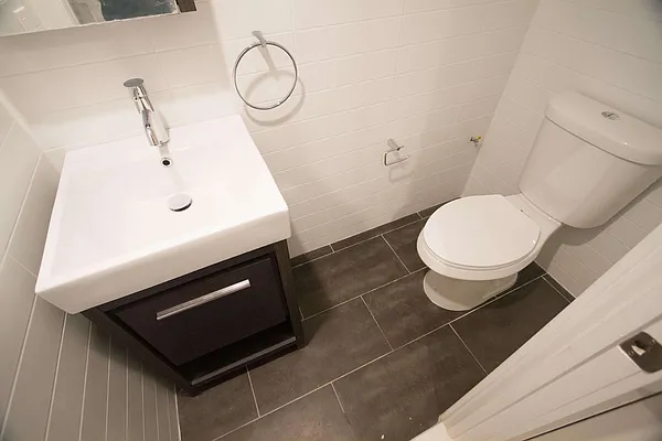 Rented by Nooklyn NYC LLC | media 51