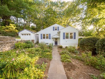9 Lakeview Dr, White Plains, NY, 10604