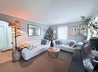 272 Jefferson Avenue, Franklin Square, NY