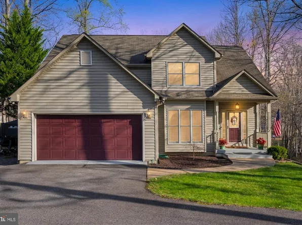 3715 Lakeview Pkwy, Locust Grove, VA 22508