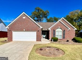 380 Crossroads Dr, Social Circle, GA 30025