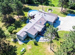 6698 Kilburn Rd, Jeddo, MI 48032