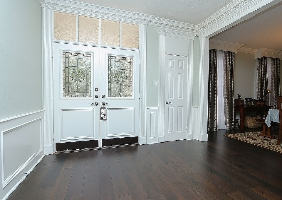 1st image of 1203 Emerald Green Ln