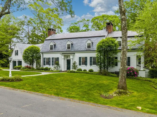 36 Old Farm Rd, Wellesley, MA 02481