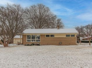 12565 Birch Dr, Brookfield, WI 53005