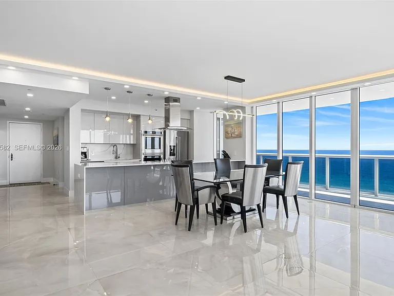 1830 S Ocean Dr #1002 — Photo 3