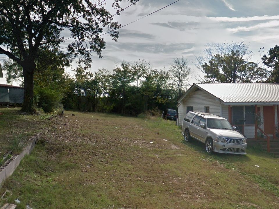 1st image of 2442 Neeley St