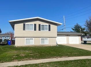 6 26th Ave SW #6, Cedar Rapids, IA 52404