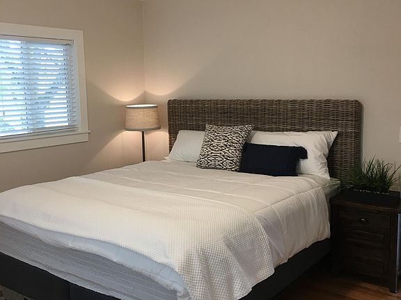 California King bedroom