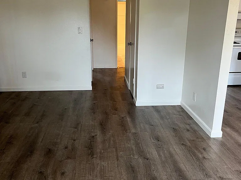 398 White Ave #3 — Photo 6