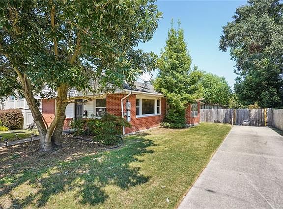 2nd image of 5307 Cartier Ave