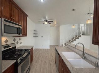 86 Maegan Pl APT 12, Thousand Oaks, CA 91362