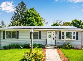 4 Ball St, Worcester, MA 01603