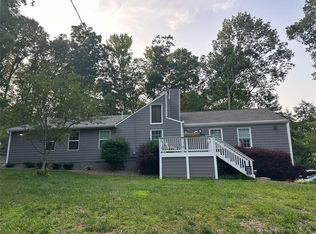 1172 Caprice Dr, Powder Springs, GA 30127