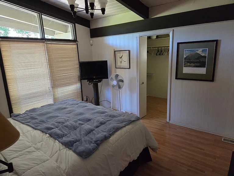 3500 N Country Club Dr — Photo 7