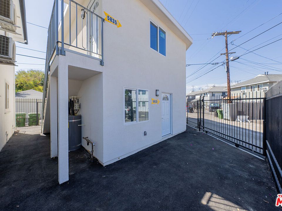 1st image of 5835 Cartwright Ave #1/2