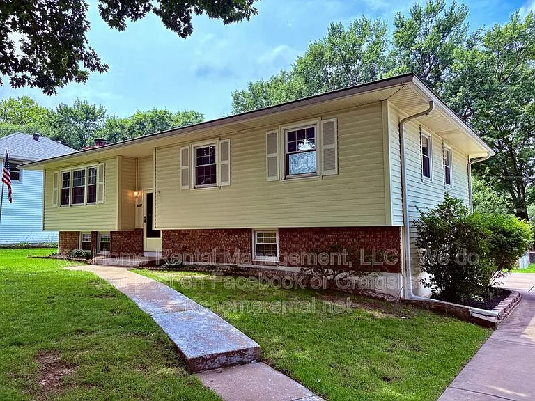 6012 Noland Rd — Photo 3