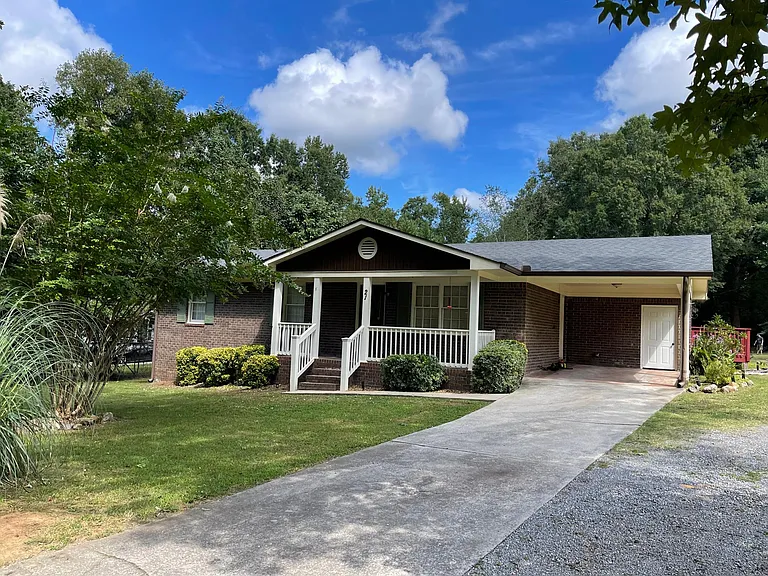 21 David Rd — Photo 4