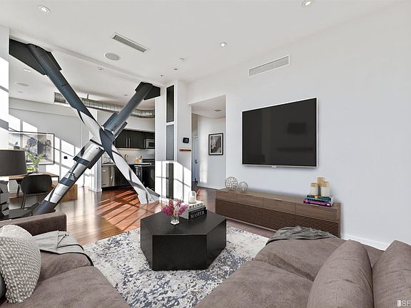 2nd image of 2125 Bryant St APT 304