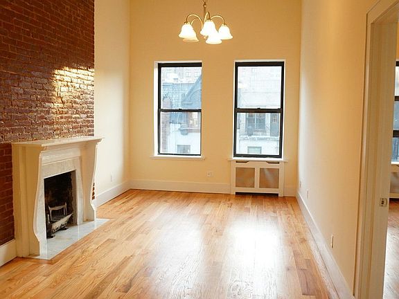 2nd image of 39 W 75th St APT 4F