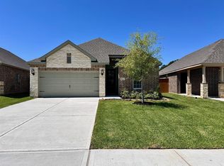 6119 White Spruce Dr, Conroe, TX 77304