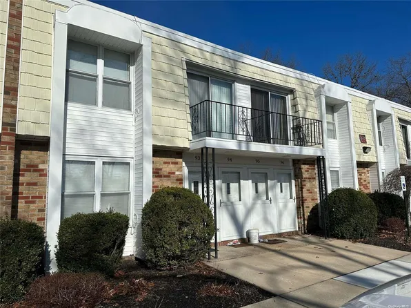 93 Rocky Point Yaph #93, Rocky Point, NY 11778