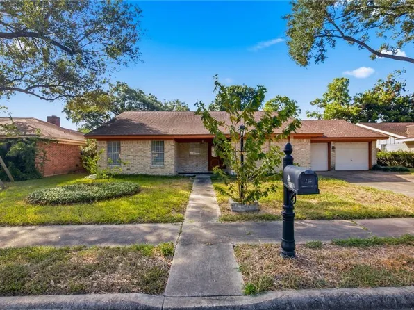 108 Castleway St, Victoria, TX 77904