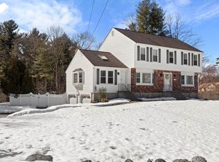 275 Lancaster Dr, Tewksbury, MA 01876