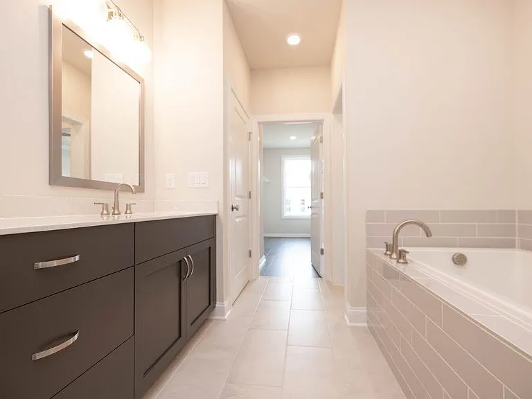 616 Goldsmith Ct — Photo 4