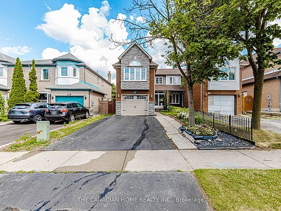 2nd image of 67 Bighorn Cres