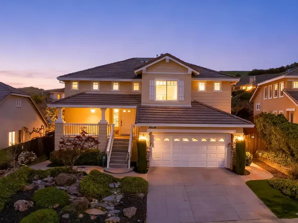 5810 Gold Creek Dr, Castro Valley, CA 94552