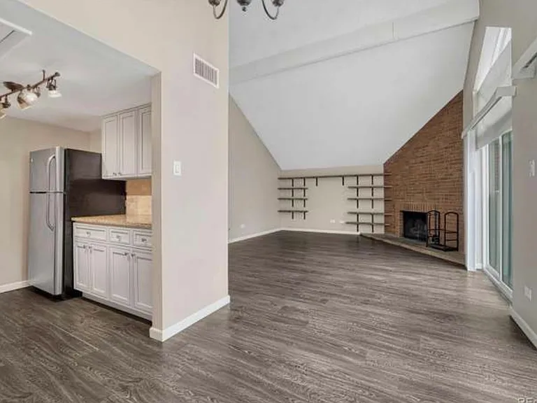 3337 S Monaco Street Pkwy #C — Photo 4