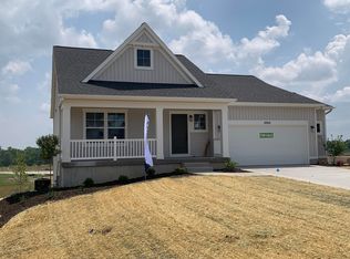 4904 Bethpage Dr NW, Comstock Park, MI 49321