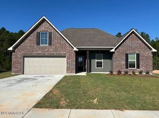 15076 High Point Dr, Gulfport, MS 39503