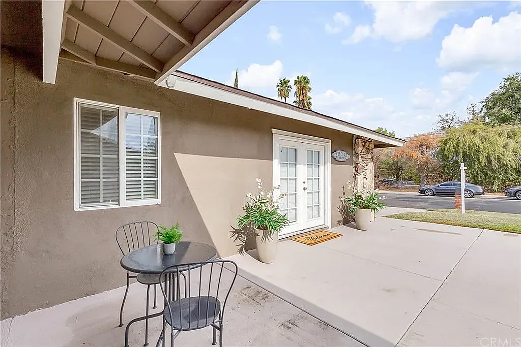 3 bed, 1332 sqft, $6,500 — Photo 1