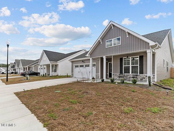3rd image of 2169 Blue Bonnet Cir