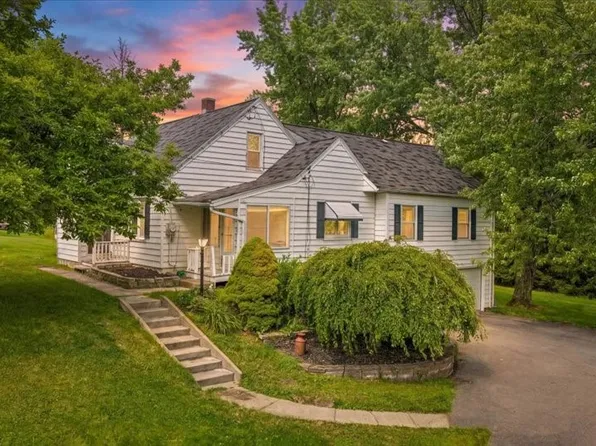 1314 Reynolds Rd, Johnson City, NY 13790